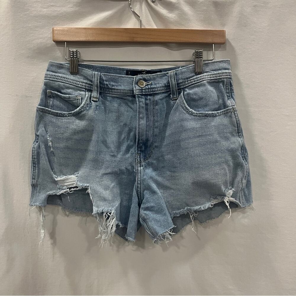 Hollister Juniors Denim Shorts Size 7 High Rise Vintage Stretch 4" Raw Hem Light